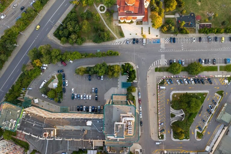 Vista área de fraccionamiento pavimentado