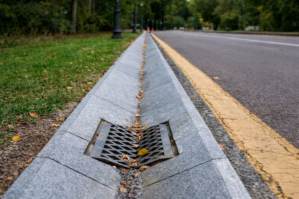 Drenaje superficial en carreteras cuneta lateral